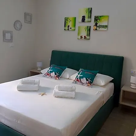 Bed & Breakfast Mediterraneo 3*