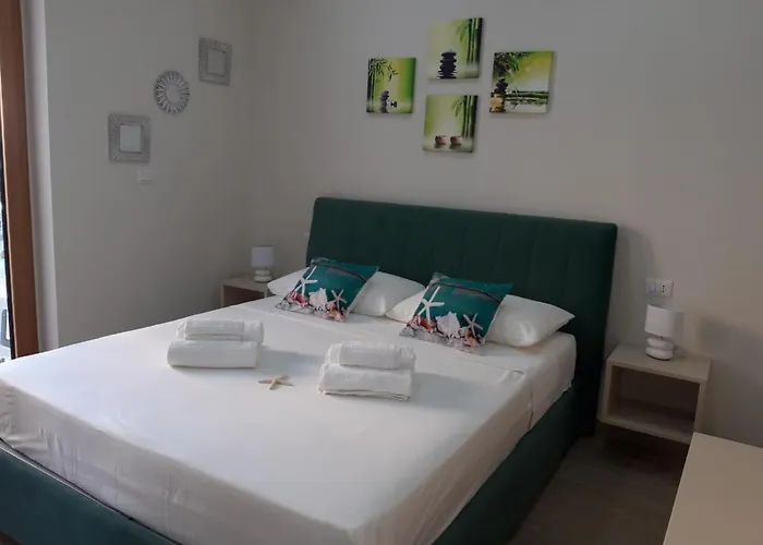 Mediterraneo 3* צ'טרארו